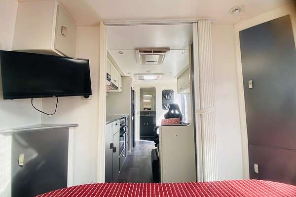 2019 Hitch Hika DREAM CHASER