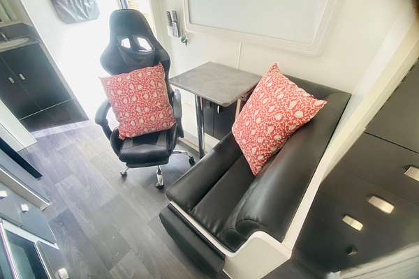 2019 Hitch Hika DREAM CHASER