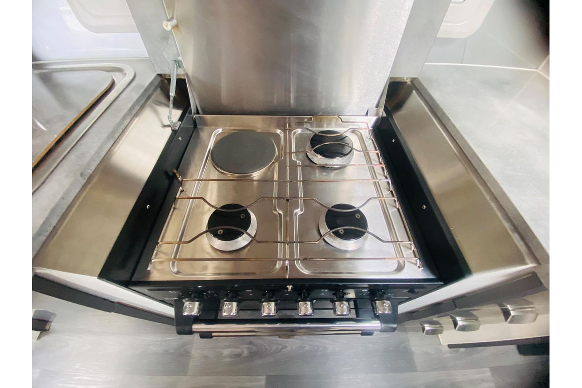 2019 Hitch Hika DREAM CHASER