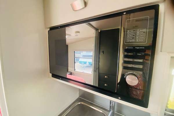 2019 Hitch Hika DREAM CHASER