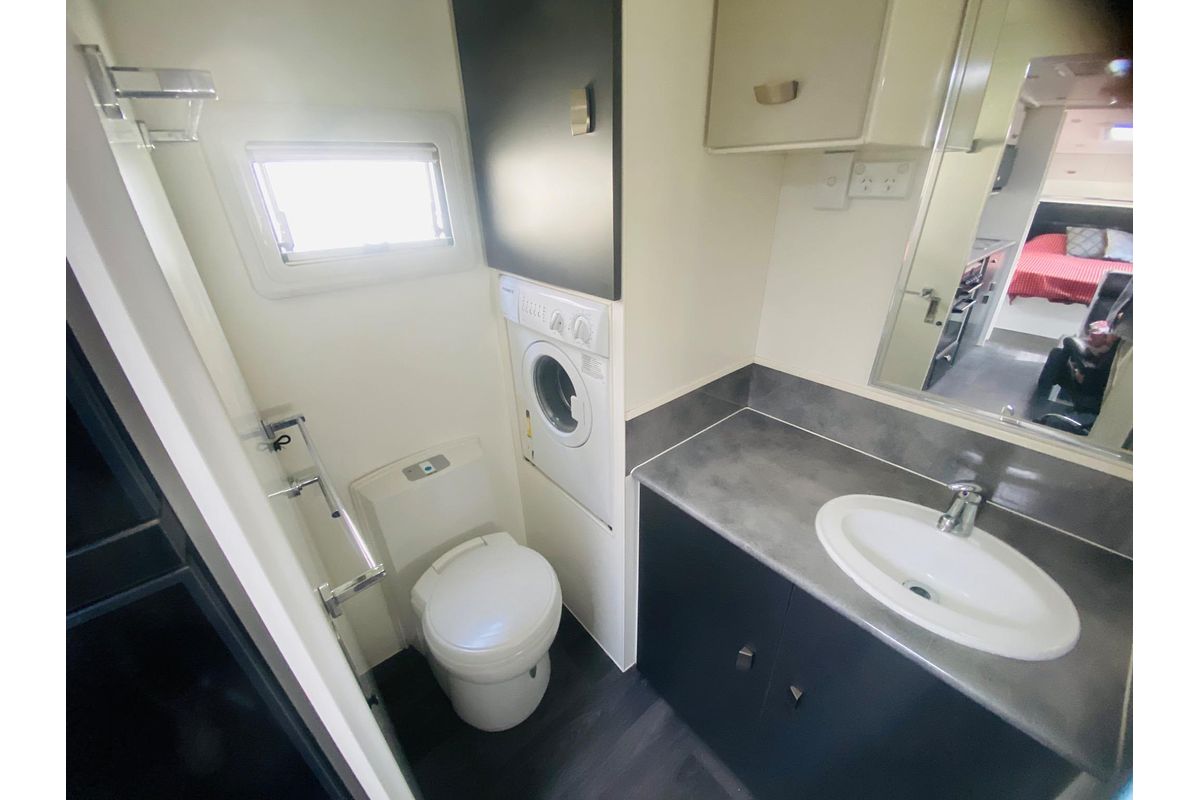 2019 Hitch Hika DREAM CHASER