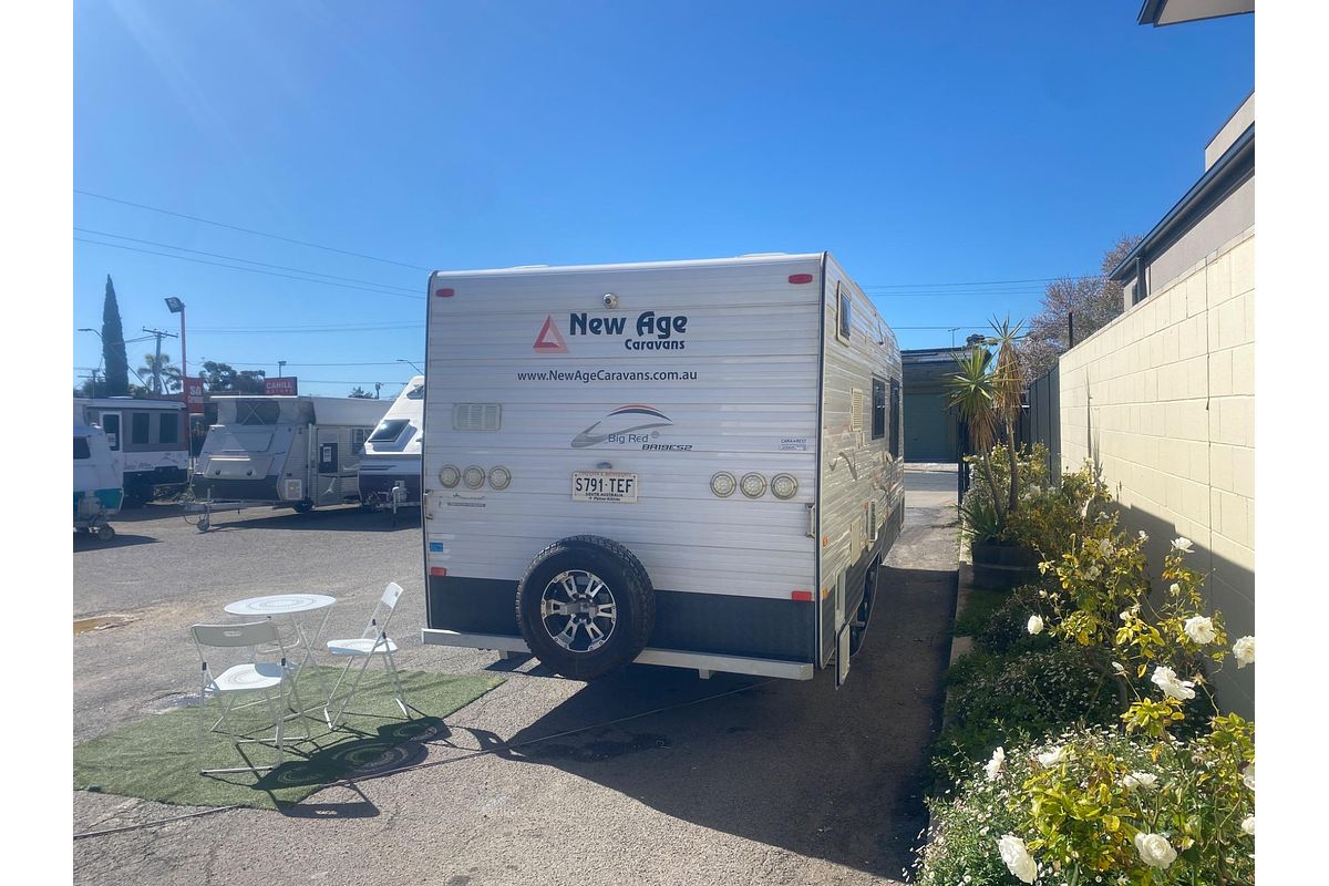 2014 New Age Caravans BIG RED BR19ES2