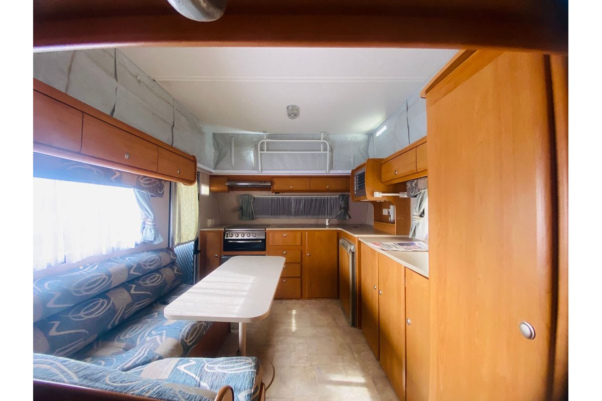 2006 Jayco EXPANDA 12.37-1