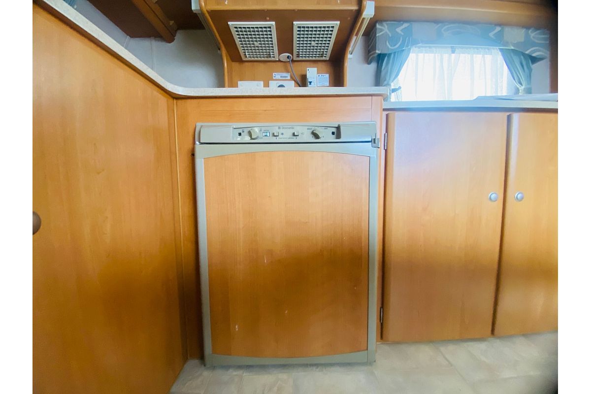 2006 Jayco EXPANDA 12.37-1