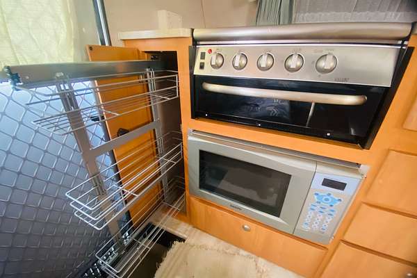 2006 Jayco EXPANDA 12.37-1