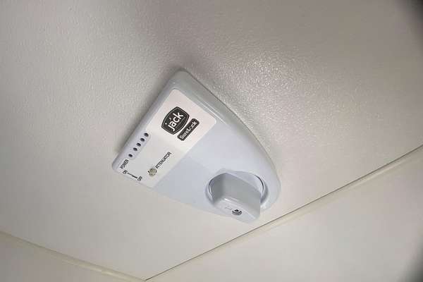 2014 New Age Caravans BIG RED BR19ES2