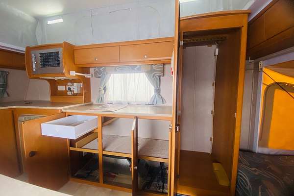 2006 Jayco EXPANDA 12.37-1