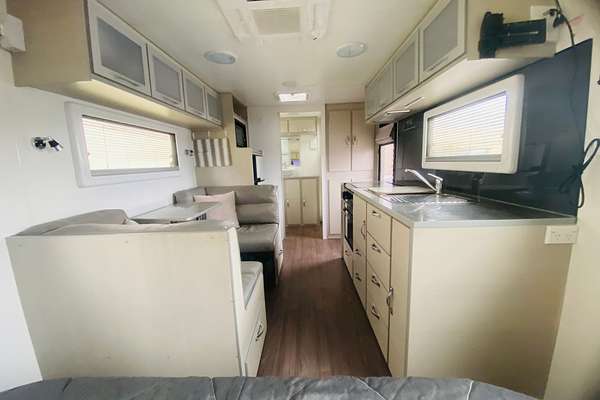 2017 Supreme CLASSIC