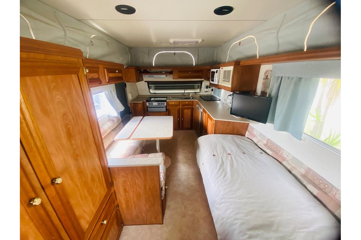 2002 Coromal SEKA 505