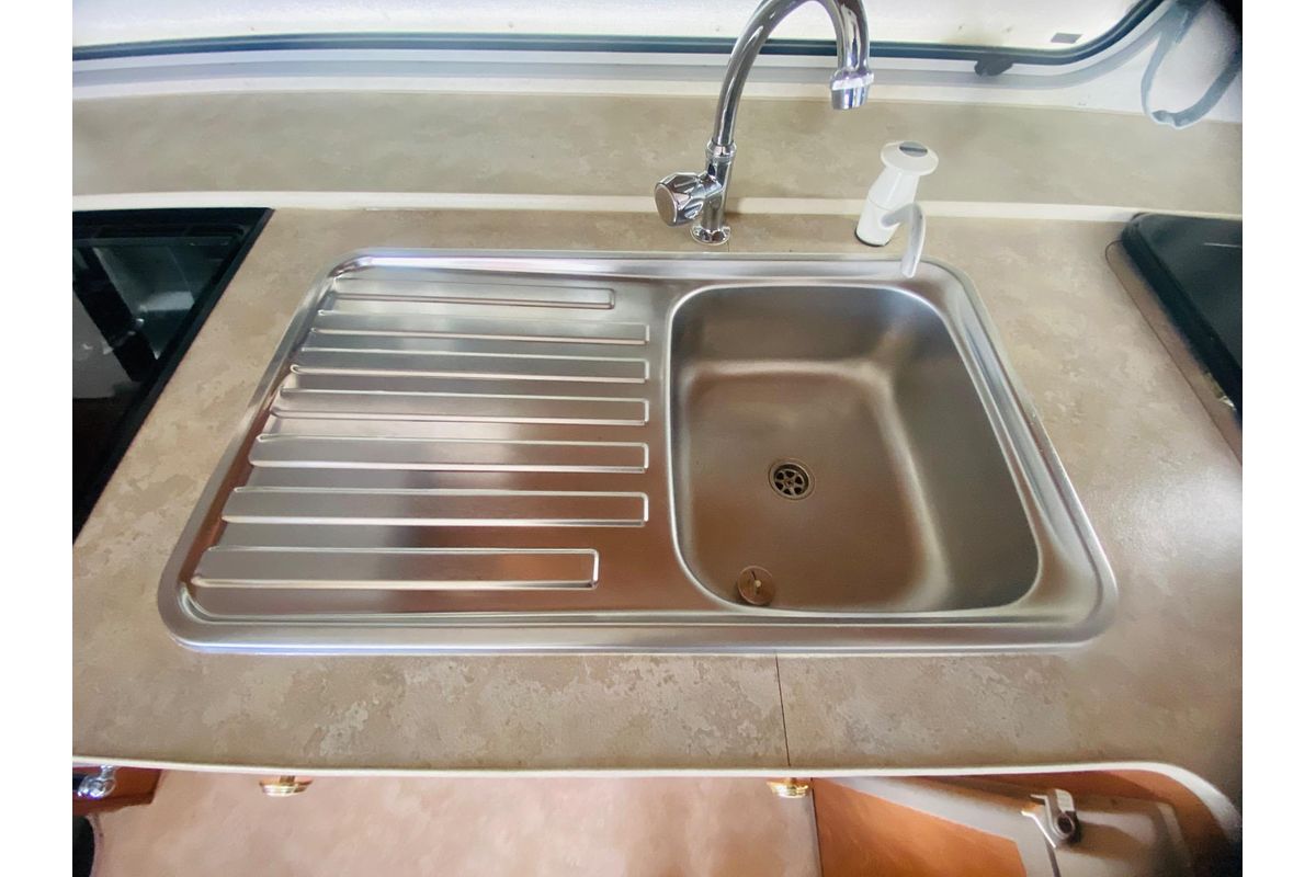 2002 Coromal SEKA 505