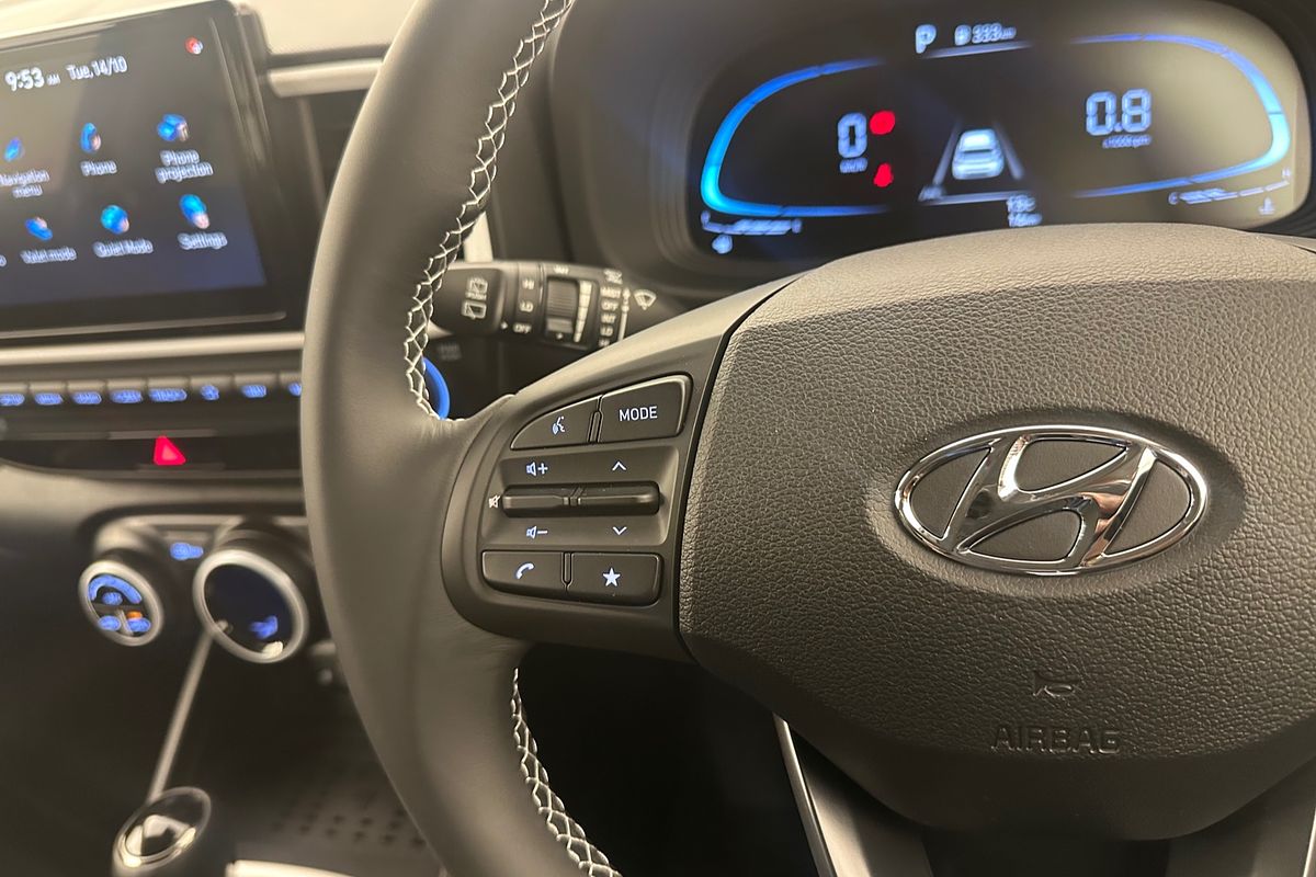 2025 Hyundai Venue Elite QX.V5