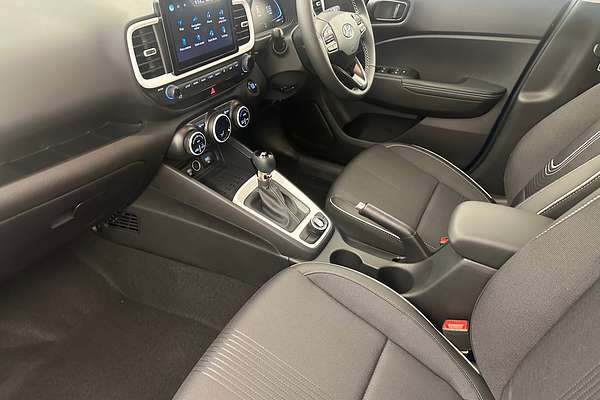 2025 Hyundai Venue Elite QX.V5