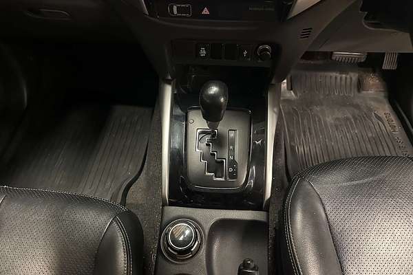 2015 Mitsubishi Triton Exceed MQ 4X4