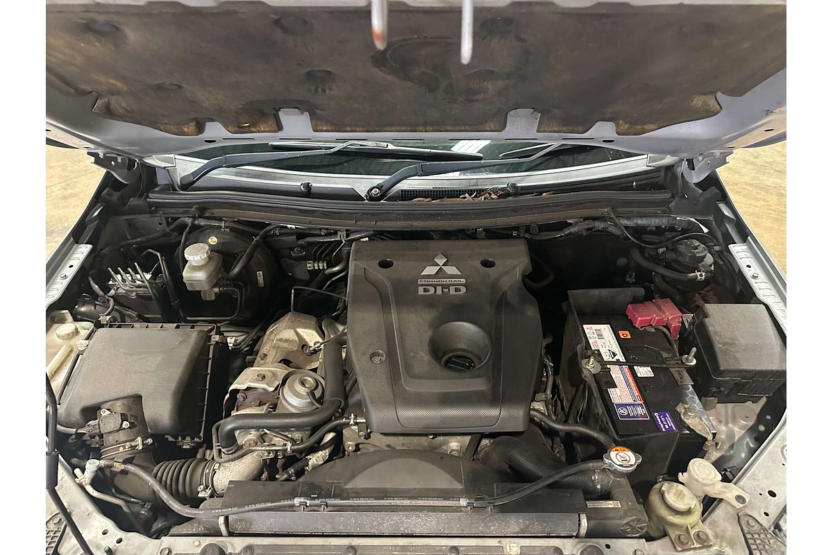 2015 Mitsubishi Triton Exceed MQ 4X4