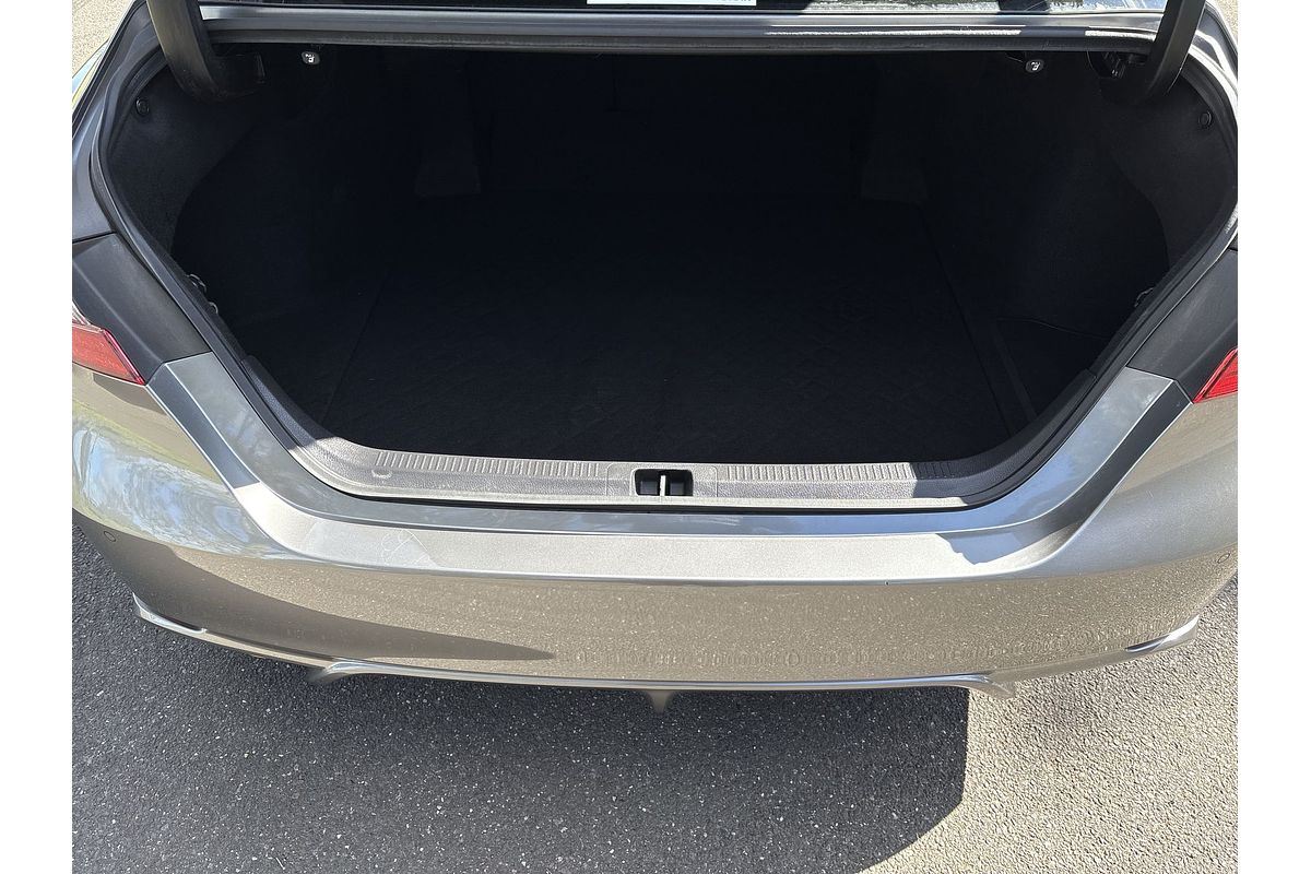 2022 Toyota Camry Ascent Sport AXVH70R