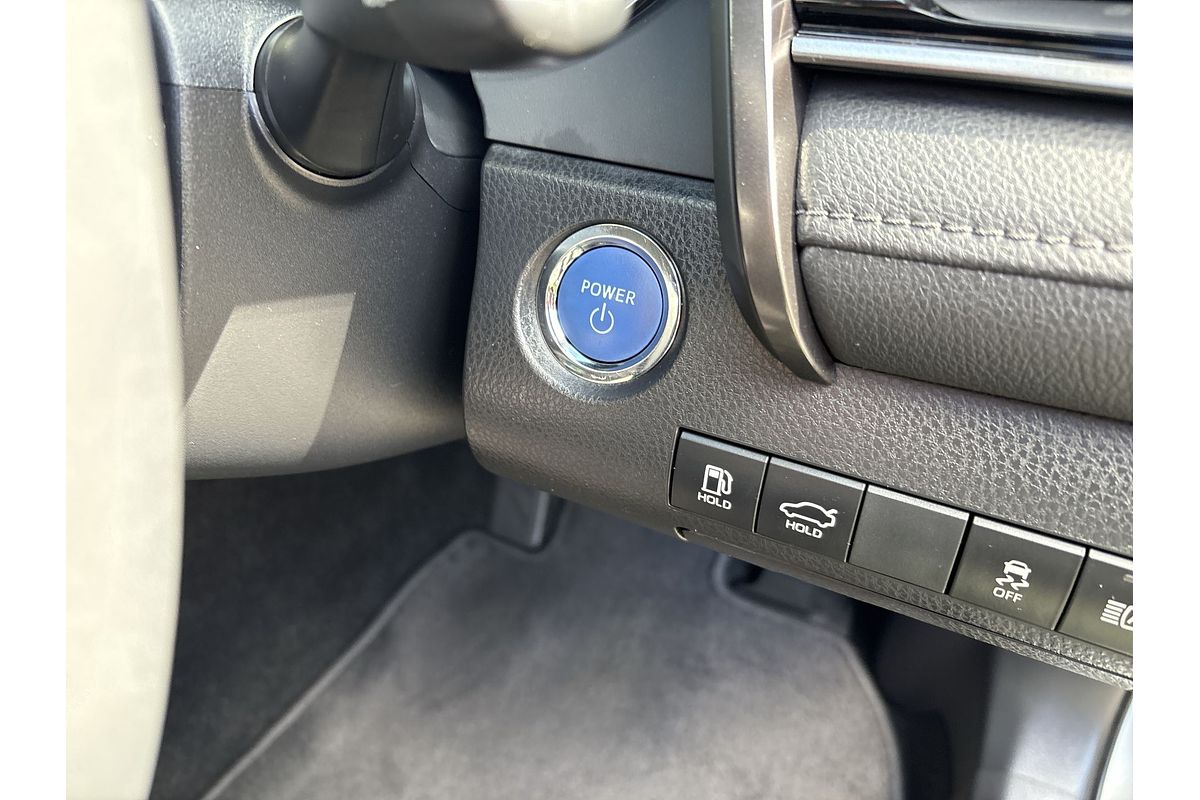 2022 Toyota Camry Ascent Sport AXVH70R