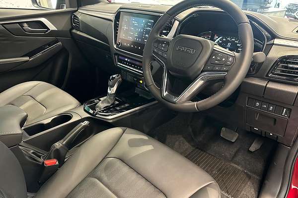 2025 Isuzu D-MAX LS-U+ 4X4