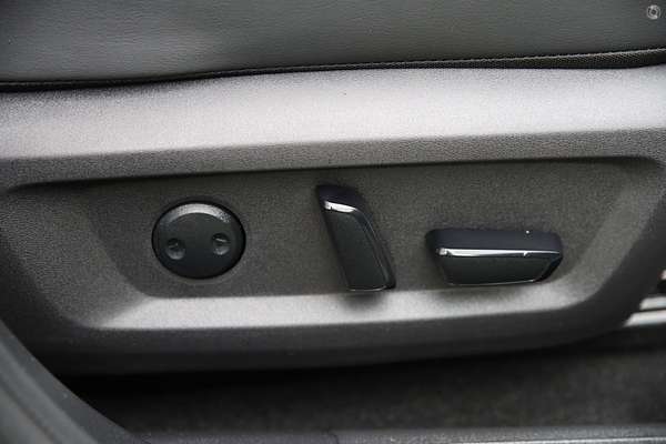 2025 Nissan X-TRAIL ST-L T33