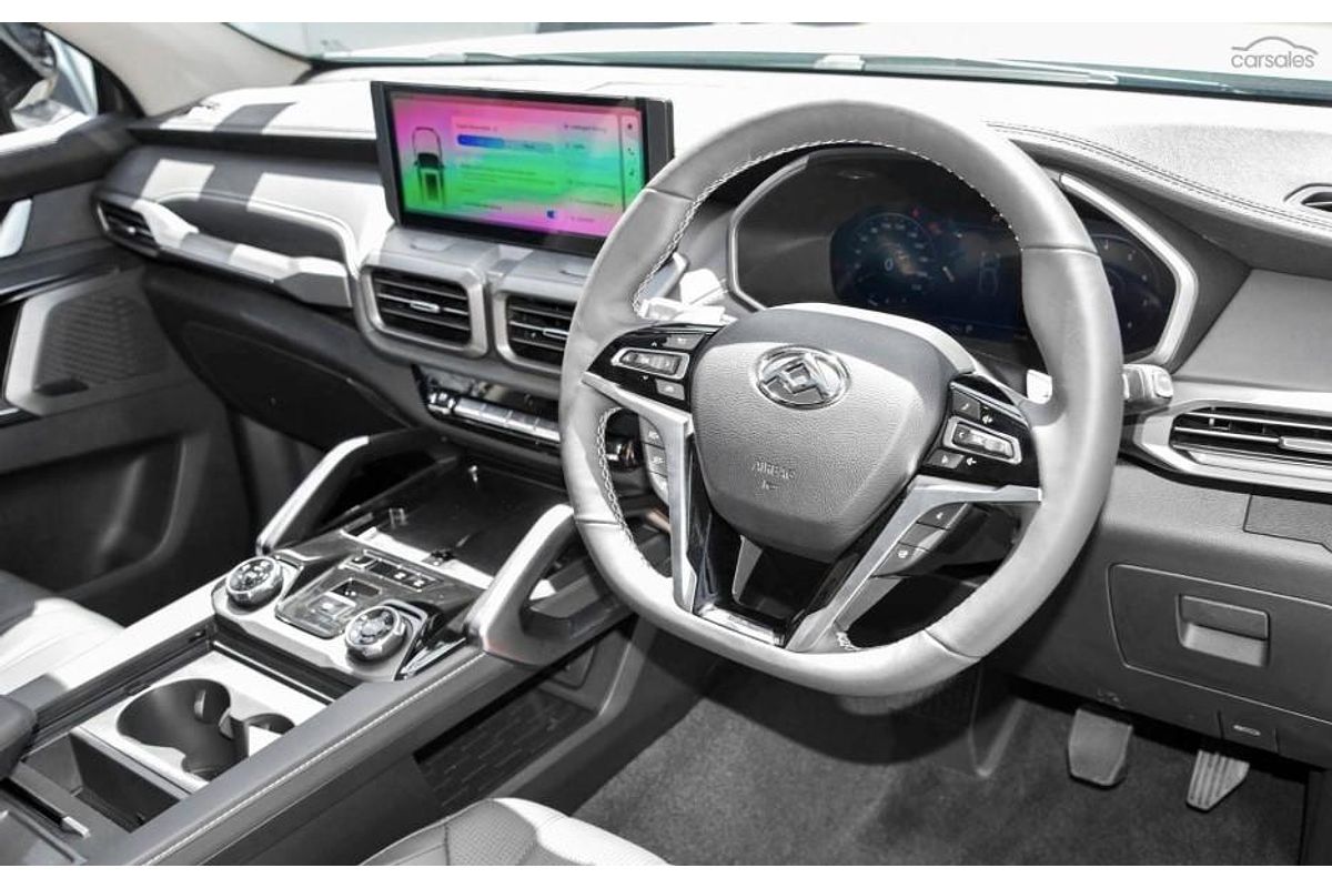 2025 LDV D90 Executive SV9A