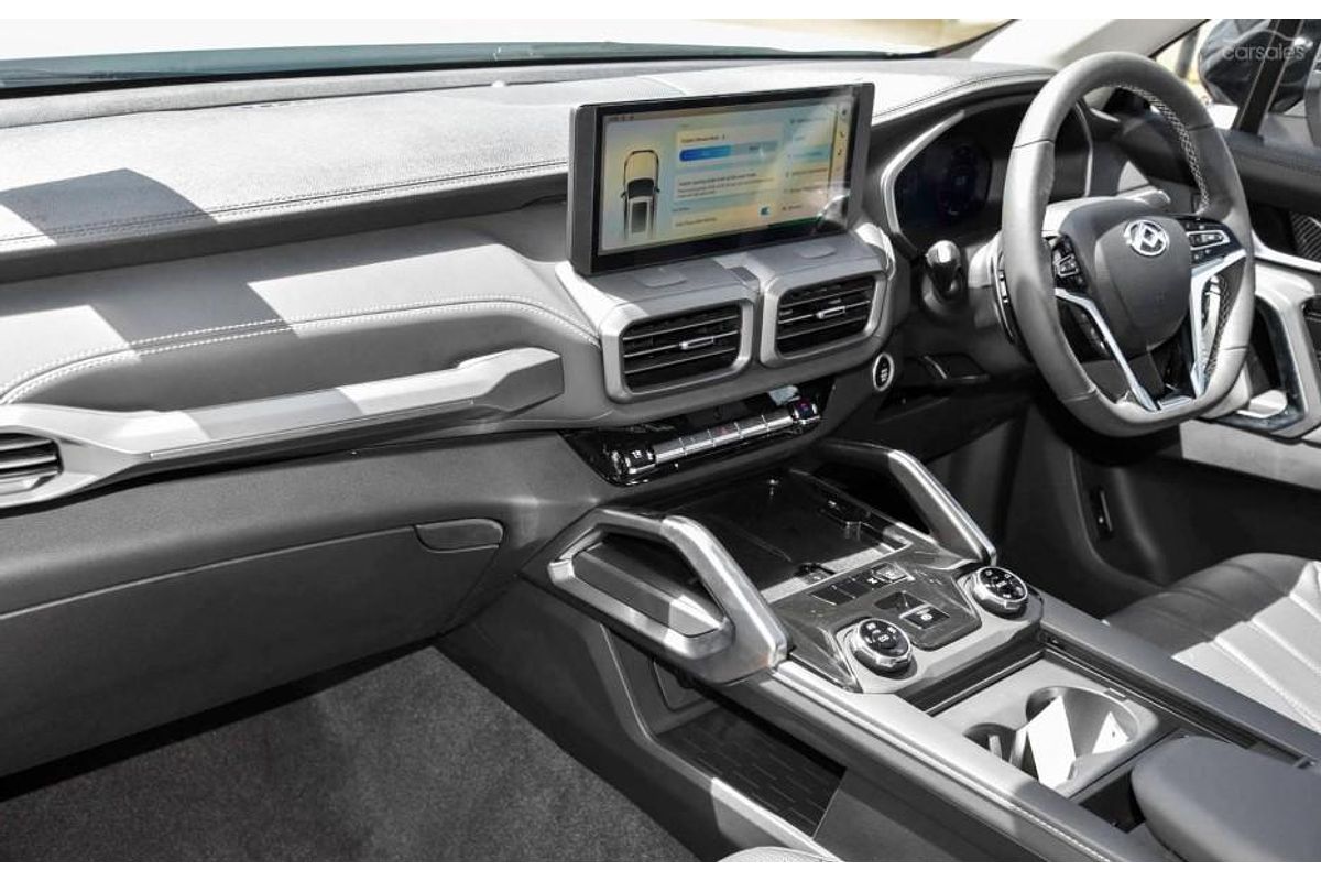 2025 LDV D90 Executive SV9A