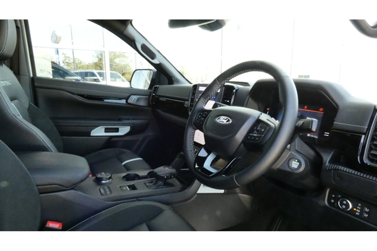 2025 Ford Ranger PHEV Stormtrak 4X4 2.3L