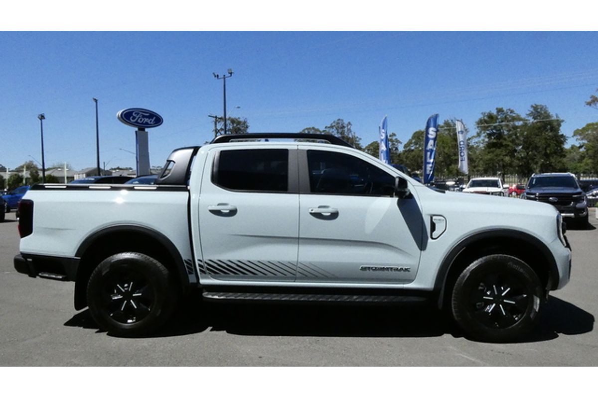 2025 Ford Ranger PHEV Stormtrak 4X4 2.3L
