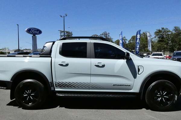 2025 Ford Ranger PHEV Stormtrak 4X4 2.3L