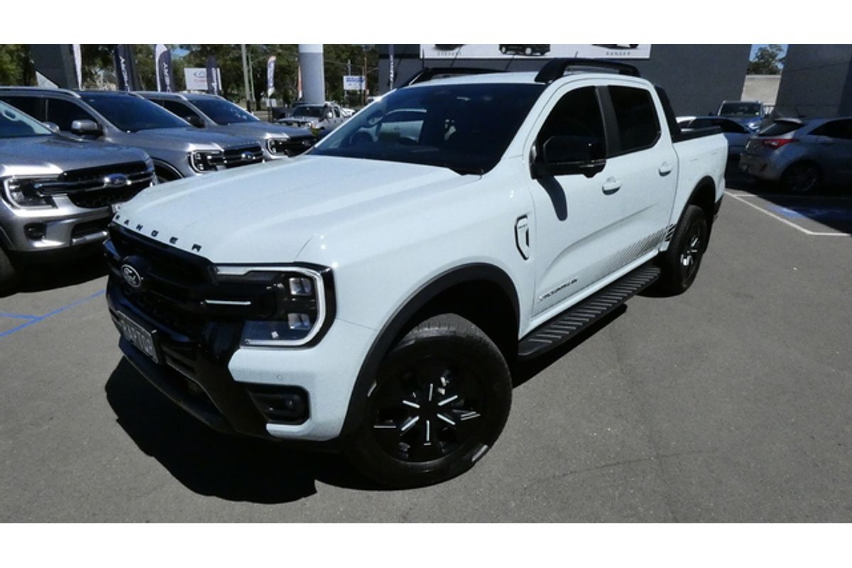 2025 Ford Ranger PHEV Stormtrak 4X4 2.3L