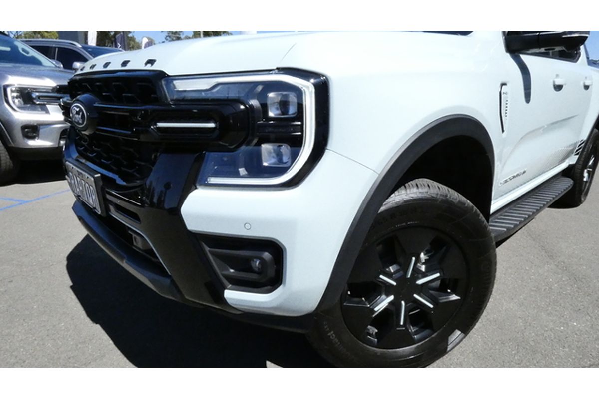 2025 Ford Ranger PHEV Stormtrak 4X4 2.3L