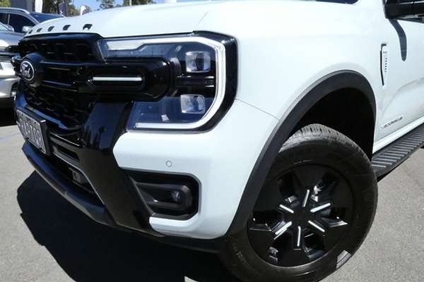 2025 Ford Ranger PHEV Stormtrak 4X4 2.3L