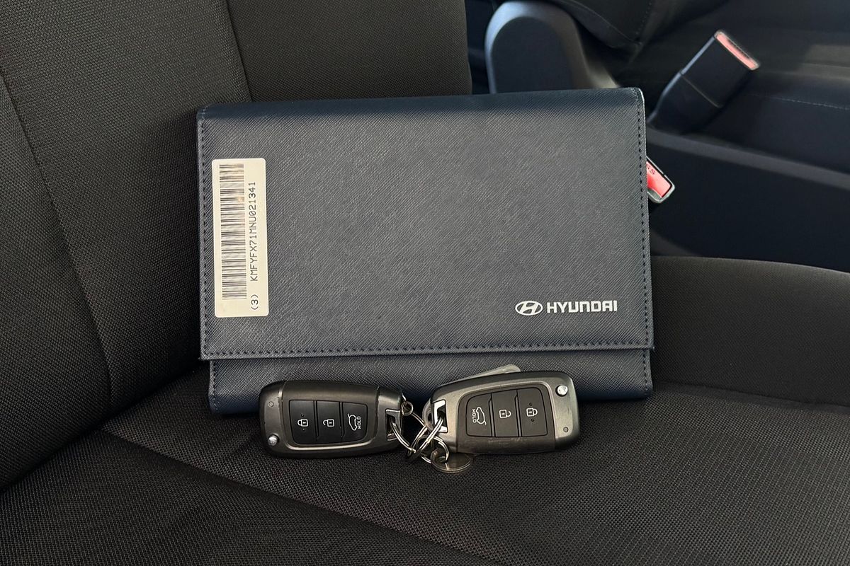 2021 Hyundai STARIA LOAD US4.V1