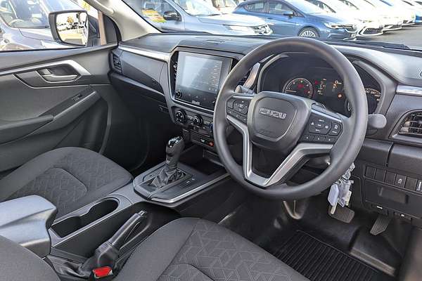 2025 Isuzu D-MAX LS-M 4X4