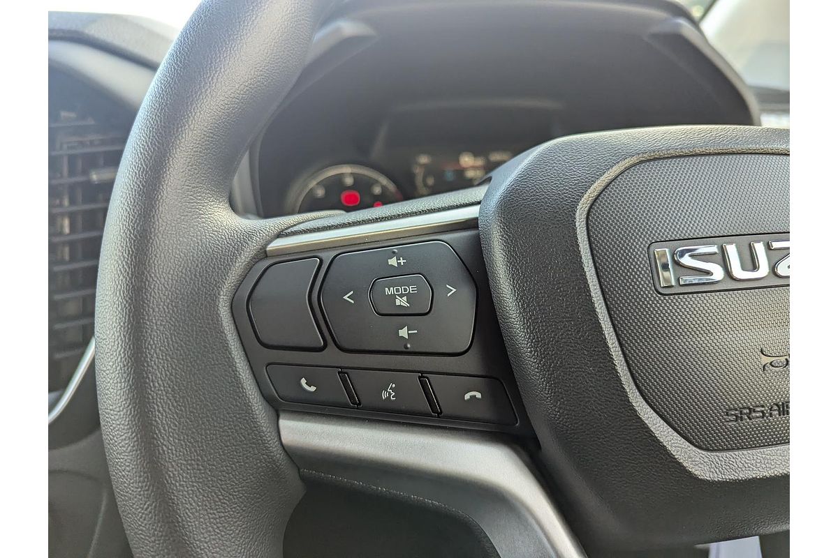 2025 Isuzu D-MAX LS-M 4X4