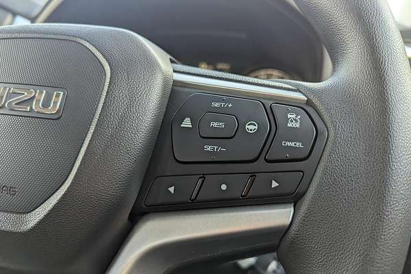 2025 Isuzu D-MAX LS-M 4X4