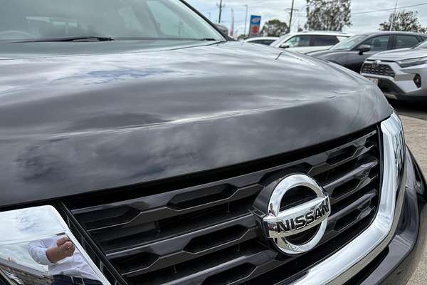 2017 Nissan Pathfinder ST R52 Series II