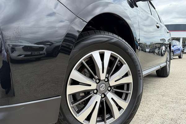 2017 Nissan Pathfinder ST R52 Series II