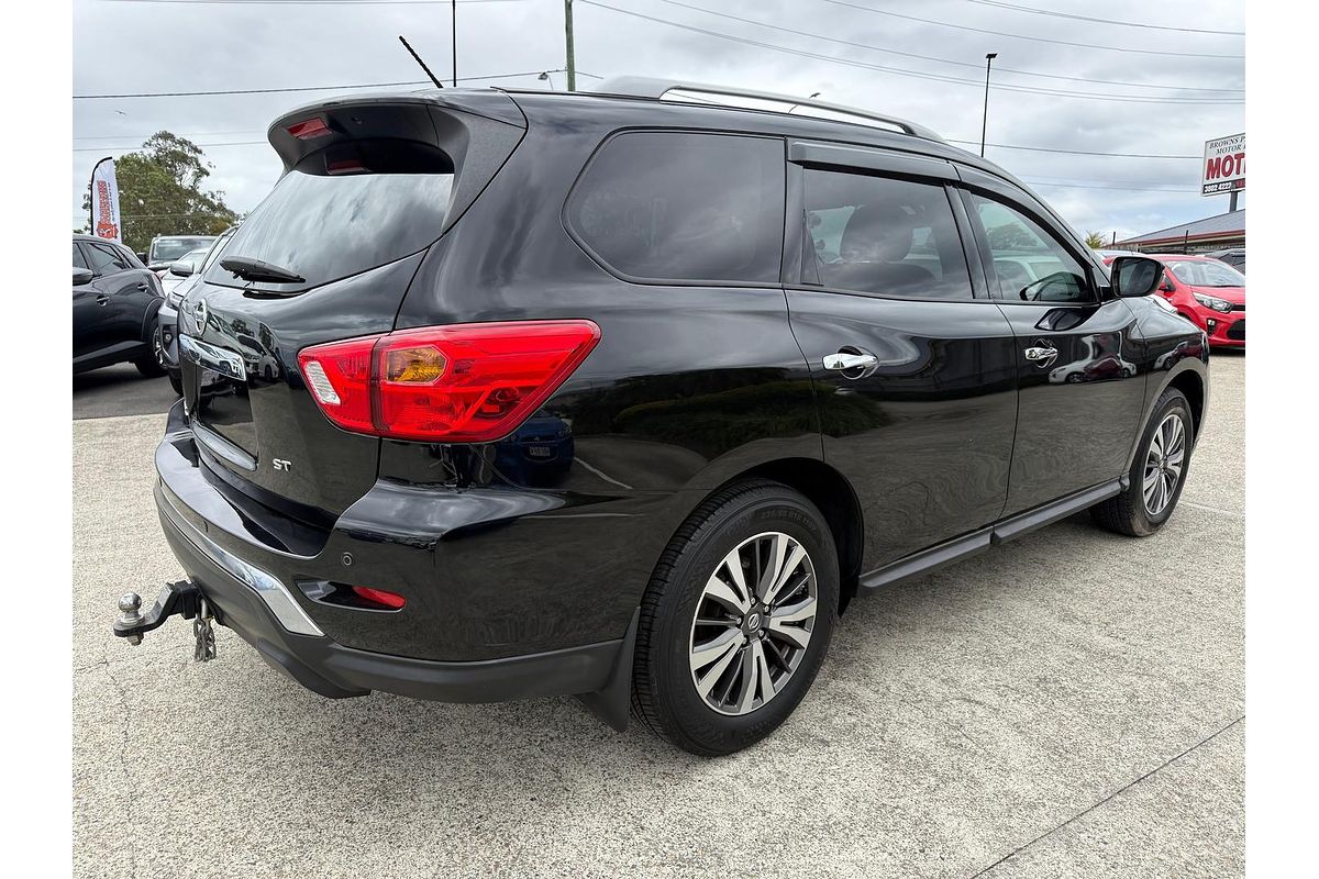 2017 Nissan Pathfinder ST R52 Series II