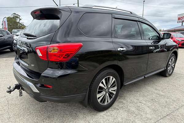 2017 Nissan Pathfinder ST R52 Series II