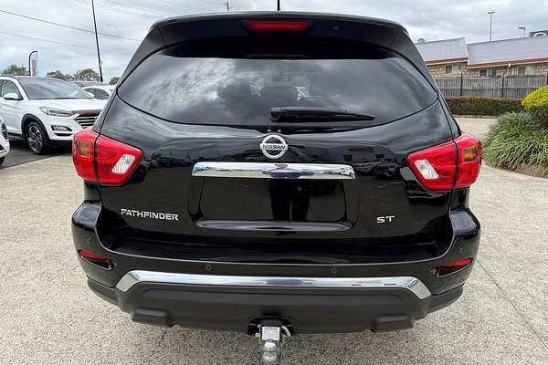 2017 Nissan Pathfinder ST R52 Series II