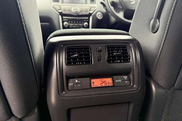 2017 Nissan Pathfinder ST R52 Series II