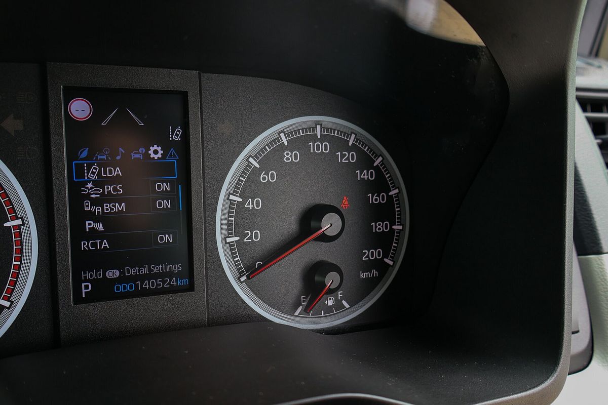 2021 Toyota Hiace Commuter GDH322R ELWB High Roof