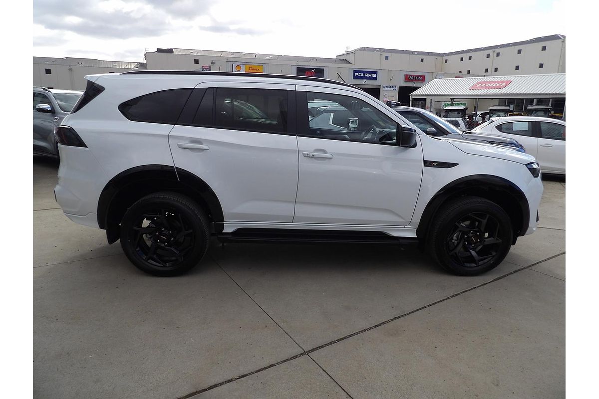 2025 Isuzu MU-X X-TERRAIN