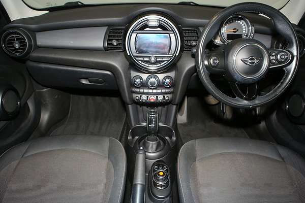 2018 MINI Hatch Cooper F55