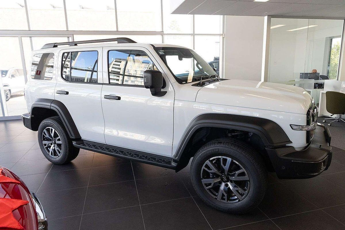 2025 GWM Tank 300 Ultra Hybrid P01