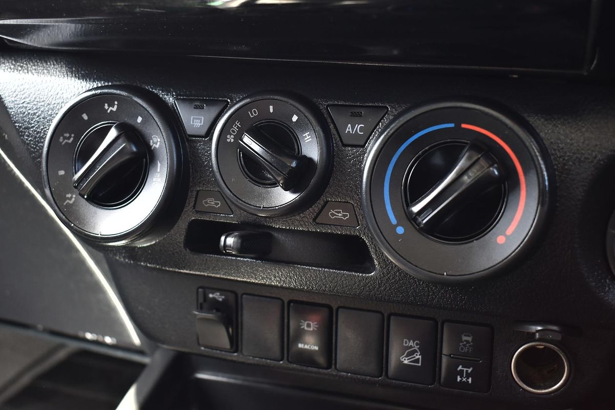 2022 Toyota Hilux SR GUN126R 4X4