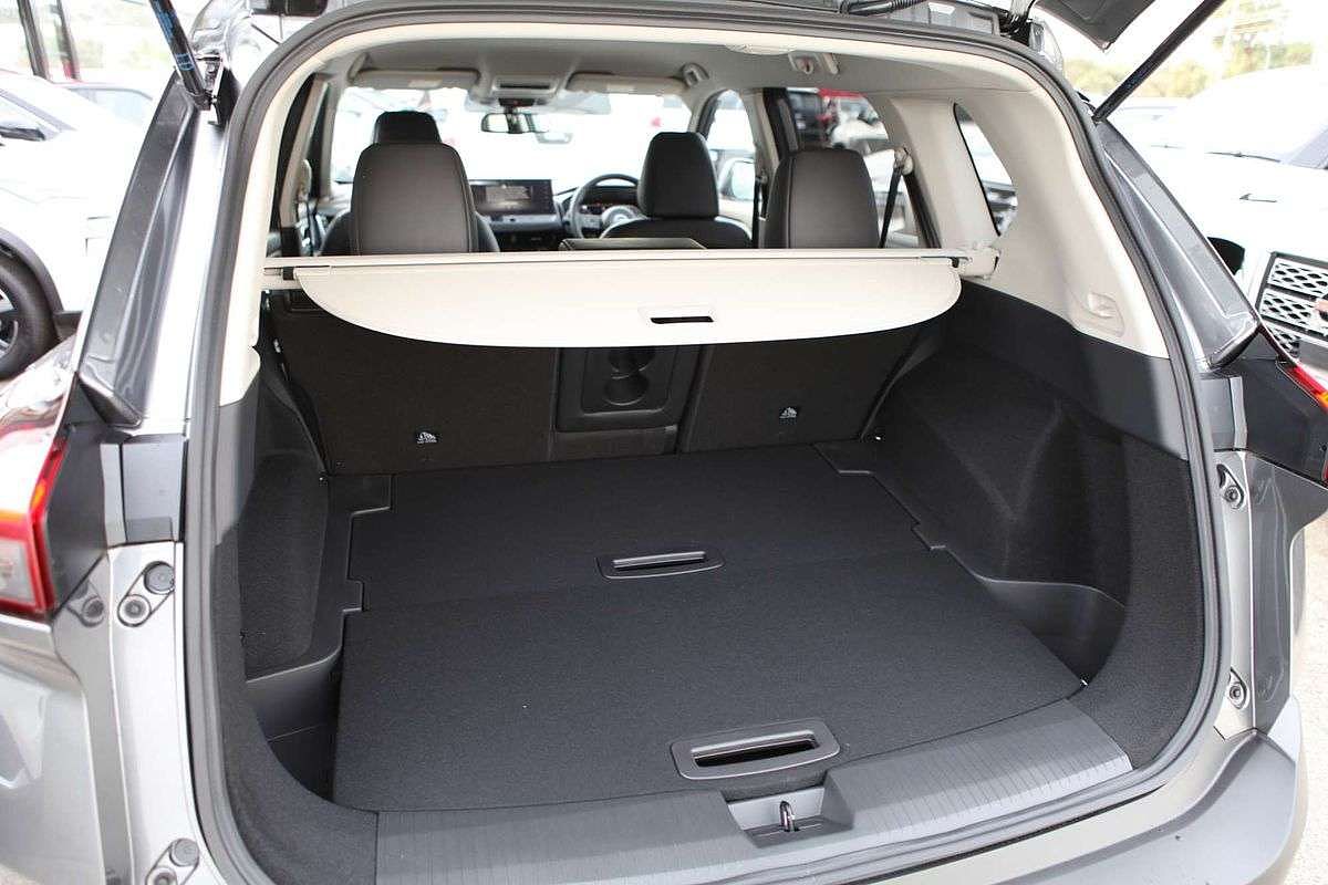 2025 Nissan X-TRAIL ST-L T33