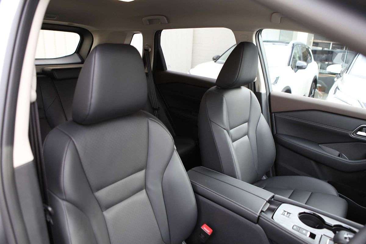 2025 Nissan X-TRAIL ST-L T33