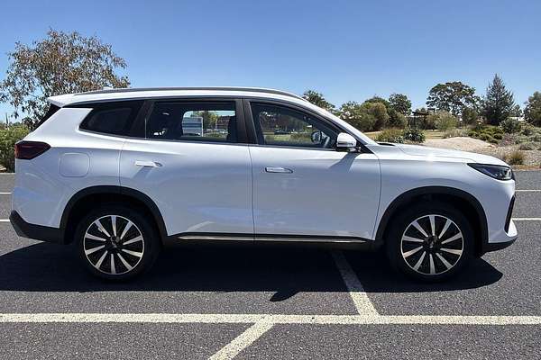 2025 Chery Tiggo 8 Super Hybrid Urban T31