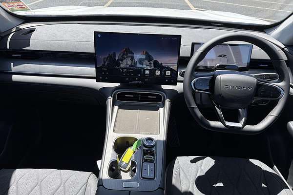 2025 Chery Tiggo 8 Super Hybrid Urban T31