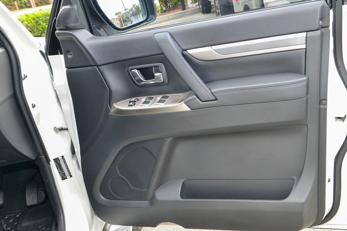 2019 Mitsubishi Pajero GLX NX